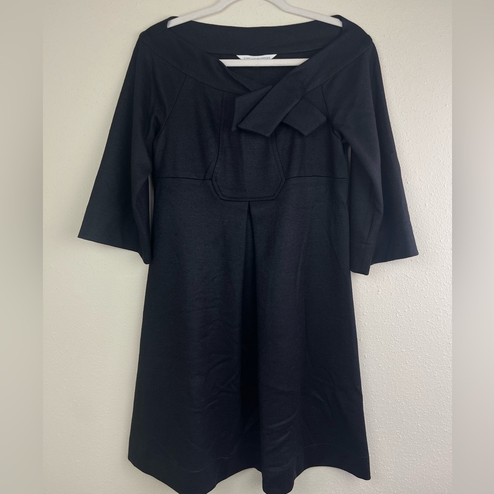 Diane‎ Von Furstenberg Orchetto Black Wool Dress Size 6 (D1-22)